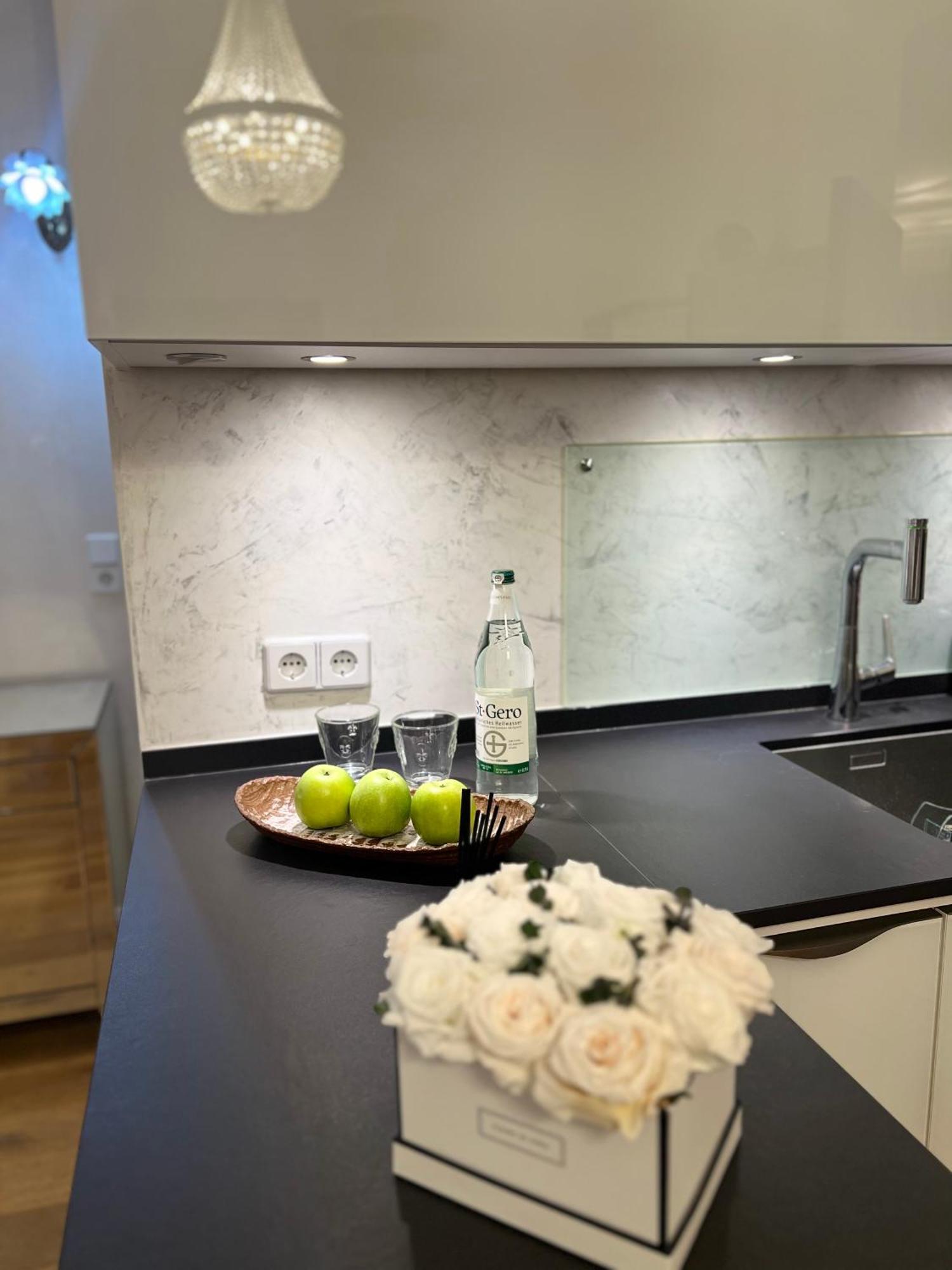 Apartamento Berlin-flair Beim Kurfurstendamm Berlim